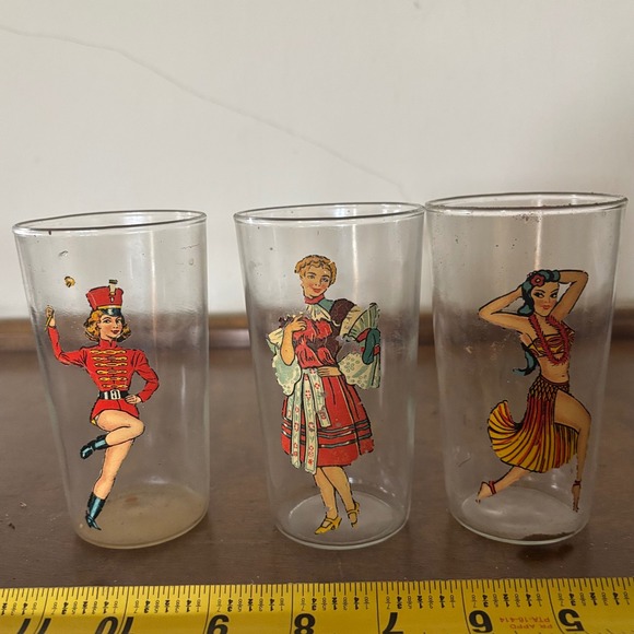 Other - Mid Century 40's Pinup Girl Peek-A-Boo Nude Risque Novelty Cocktail Glasses Gift